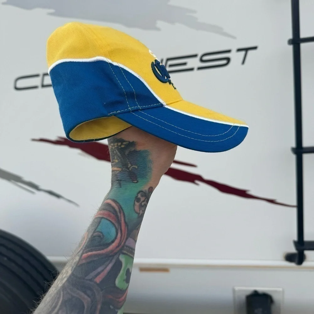 Corona beer hat
Strap back color block
Yellow and blue nice condition - Picture 2 of 4